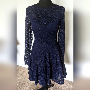 B. Darlin Navy Formal Long Sleeve Dress, junior size 7/8